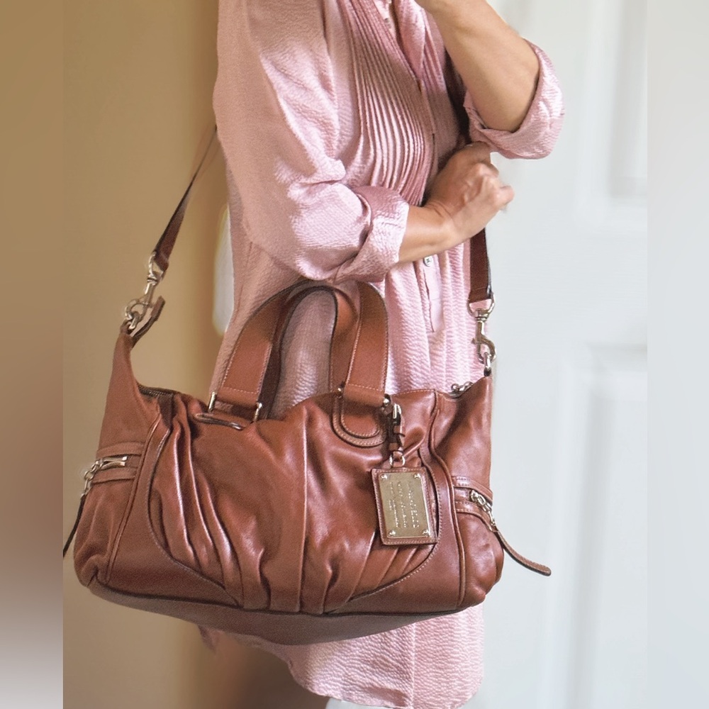 Authentic Dolce & Gabbana Miss Exotic bodycross/hand Bag